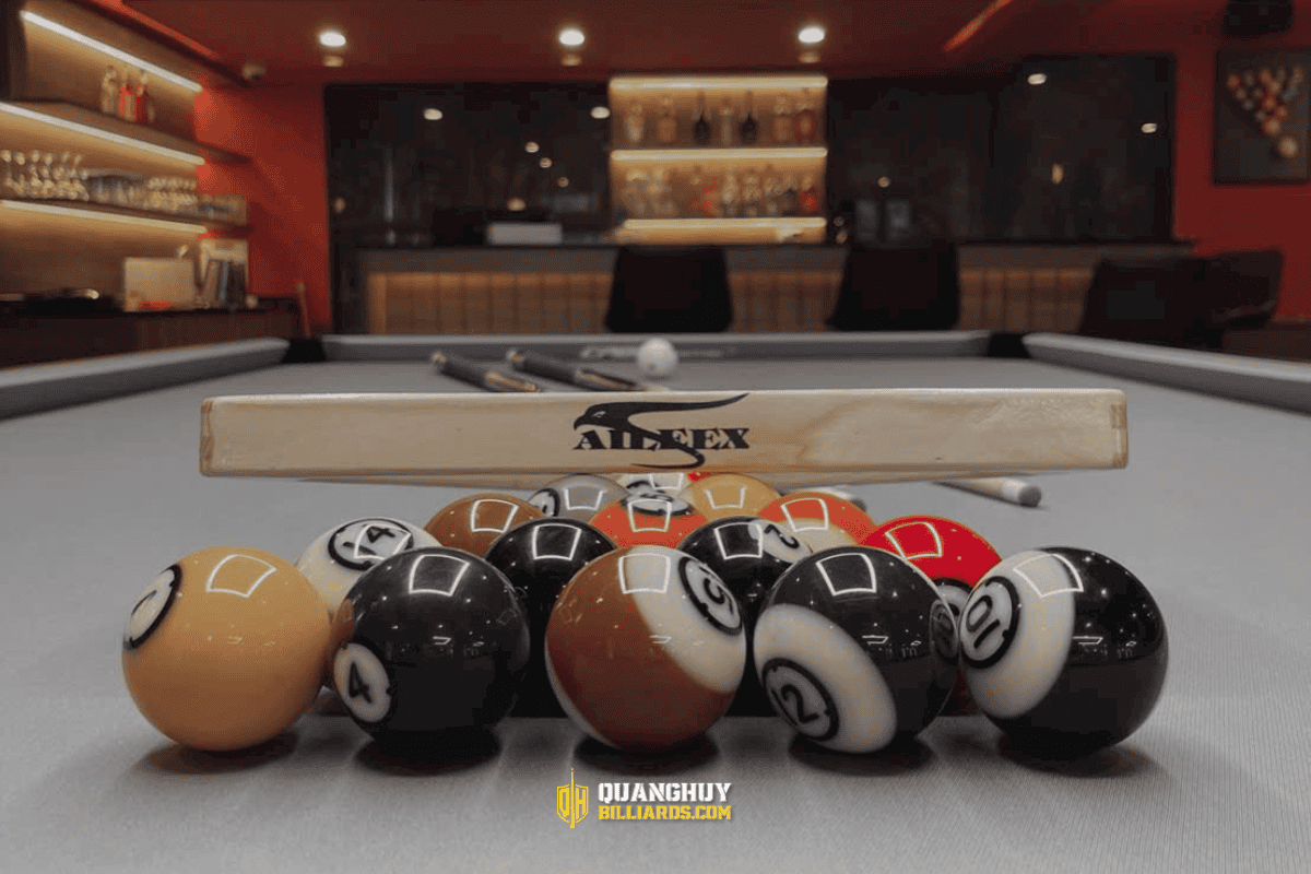 Quang Huy Billiards lap dat ban bida tai Phu Quoc. Ban giao 4 ban bida Aileex Crown S24 Luuxry tai Paralia Billiards Club 8